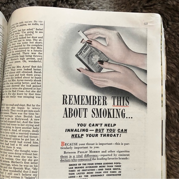 Good Housekeeping Magazine - 25 Cents - October 1942.  Very cool ads and history - Picture 12 of 16
